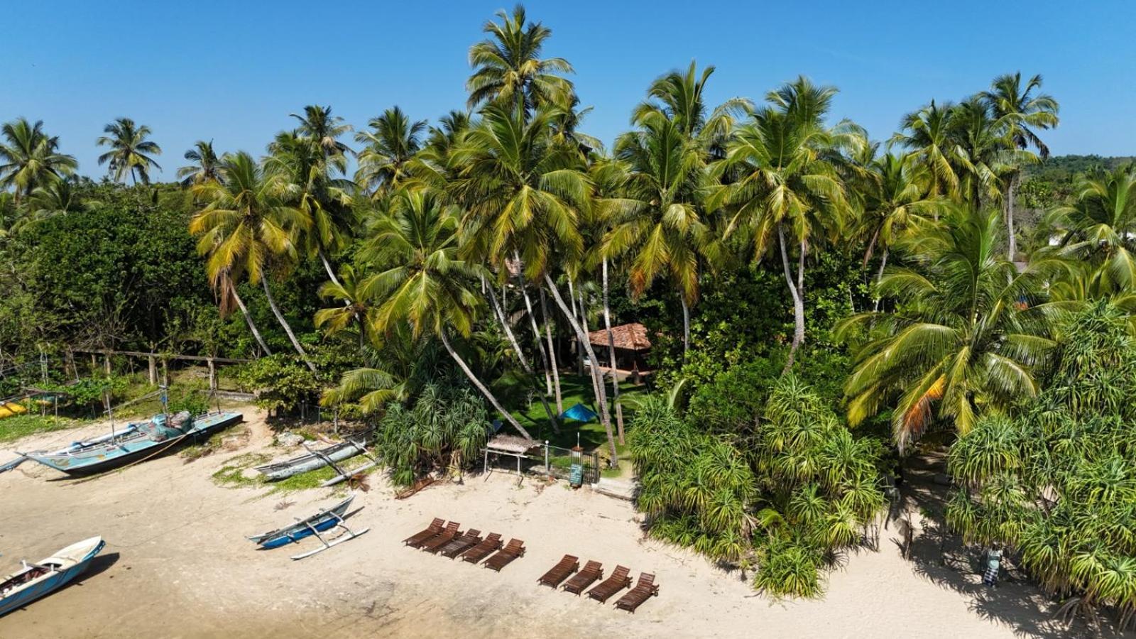 Hotel Esperanza Beach Mawella Tangalle Exterior foto